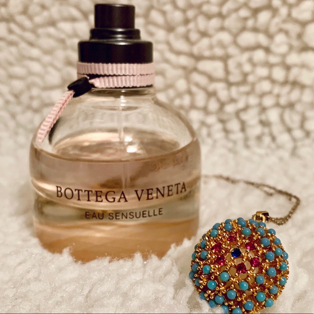 Beautiful pendant necklace